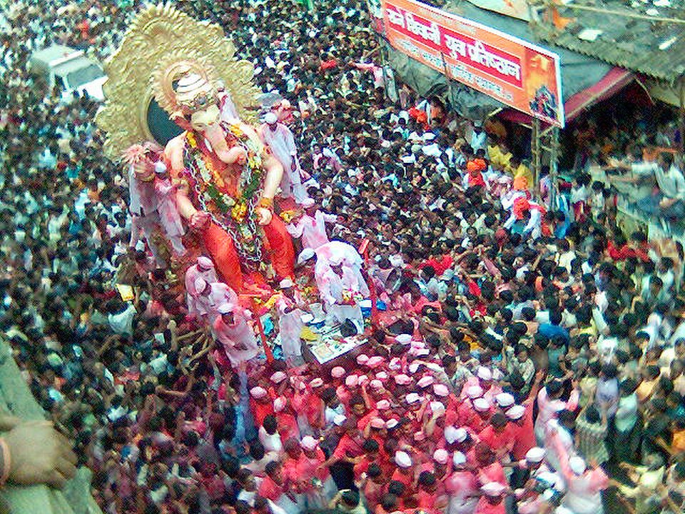 Procession de Lalbaugcha Raja à Mumbai