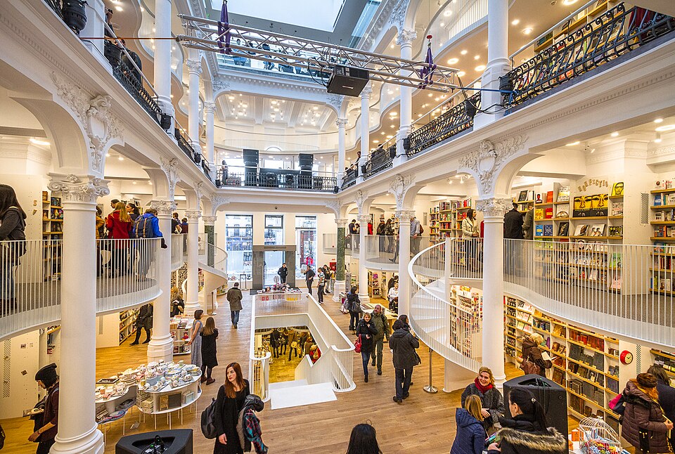 Intérieur de la librairie Cărturești Carusel