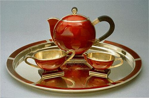 Service à thé en or et émail fabriqué par David Andersen dans les années 1930, comme cadeau royal du prince héritier norvégien au président Roosevelt