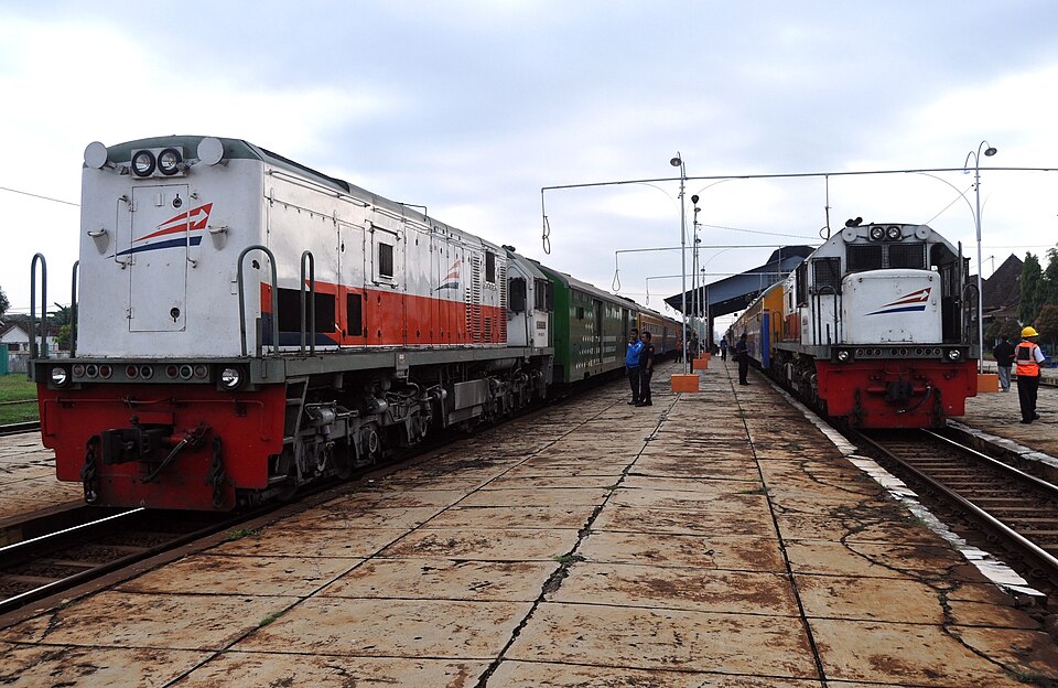 Trains in Kroya Station, Cilacap Regency