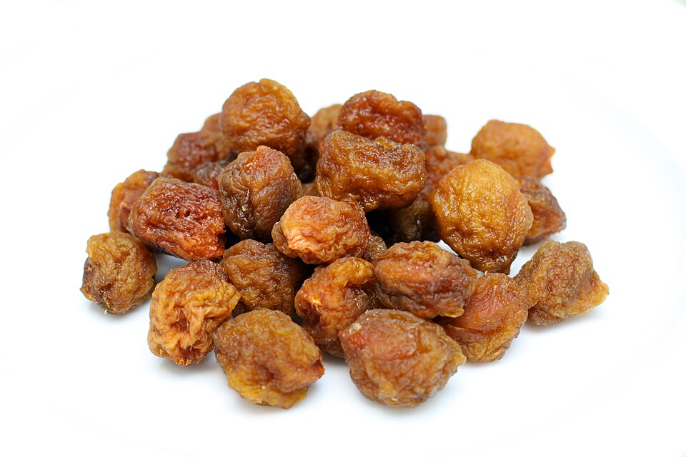 Prunes jaunes séchées