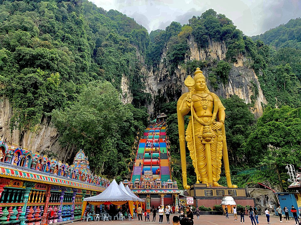 Statue du Seigneur Murugan, grottes de Batu, Malaisie, 140 pieds (42,7 m).