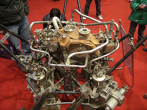 YF-73, le premier moteur cryogénique développé en Chine. Son développement a commencé à la fin des années 1970.