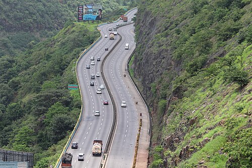 L'autoroute Mumbai-Pune