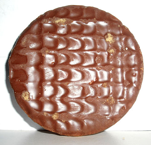 Un biscuit digestif au chocolat McVitie's, un biscuit populaire à tremper dans le thé/café au Royaume-Uni