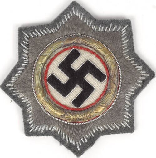 Croix allemande en or (forme en tissu)