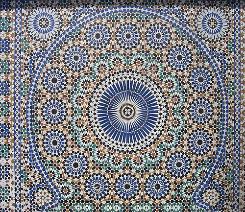 Carreaux de zellige au Palais El-Hedine, Meknès, Maroc