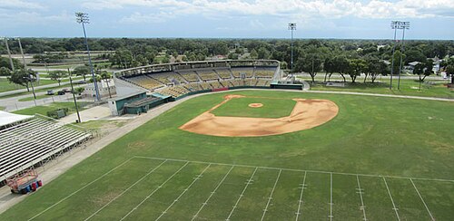 Vue sur le terrain Tinker depuis le Florida Citrus Bowl.
