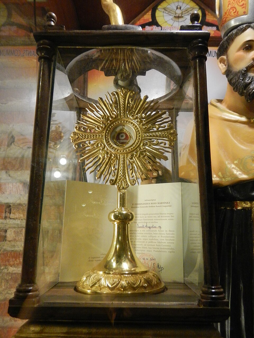 Une relique de saint Augustin à l'église Minalin de Pampanga, Philippines