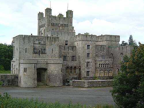 Château de Gosford, Armagh par Thomas Hopper