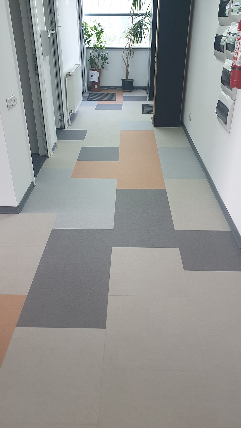 Dalles en vinyle PVC pour sols de bureaux, magasins