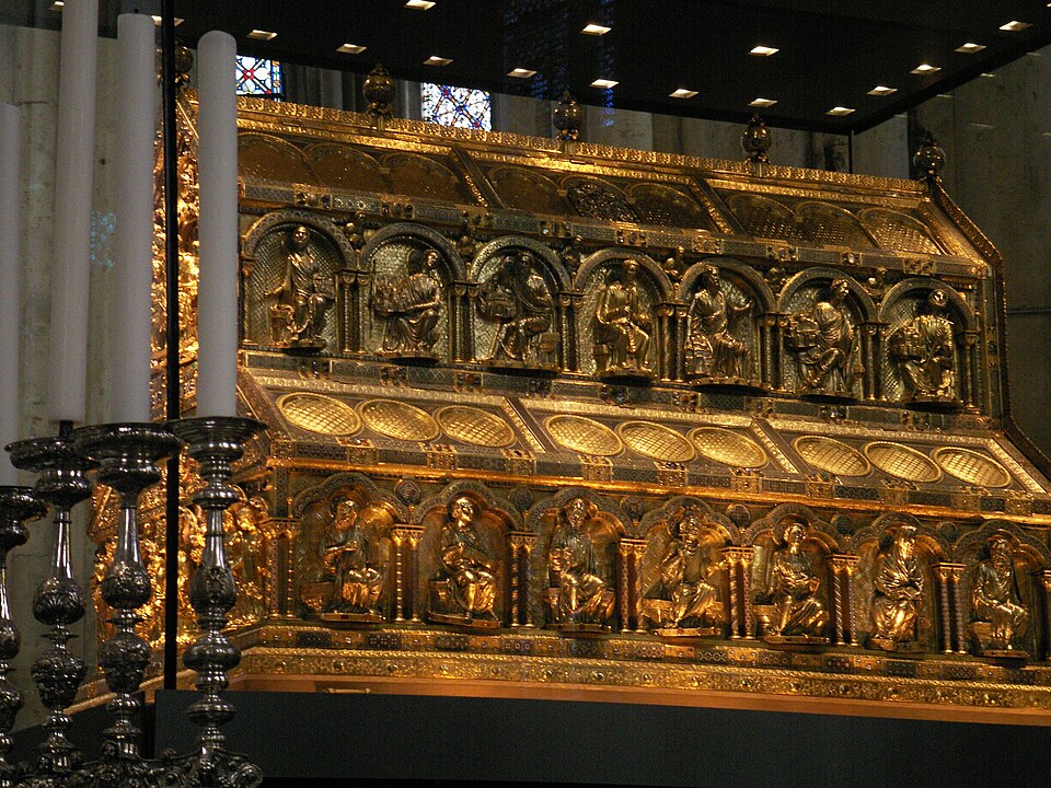 Le reliquaire des Rois mages dans la cathédrale de Cologne, Cologne, Allemagne, 1180 à 1225