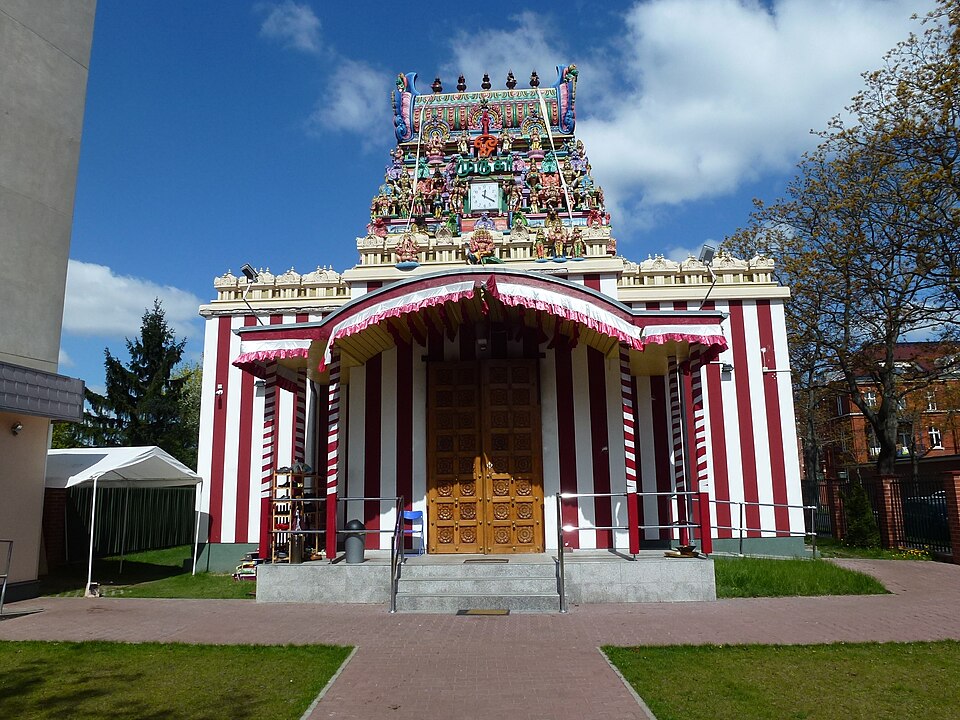 Temple Blaschkoallee Sri-Mayurapathy-Murugan-hindou