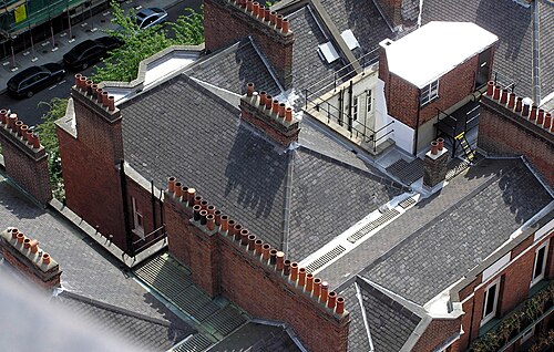 Les cheminées de Londres, vues depuis la tour de la cathédrale de Westminster