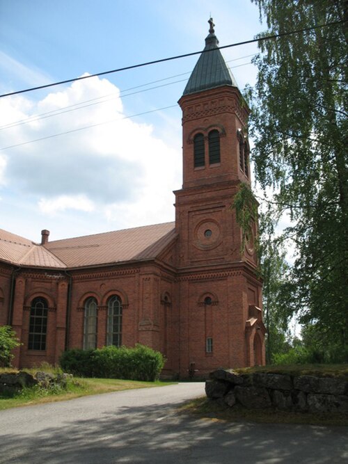 Une église en briques du XIXe siècle à Loppi, en Finlande