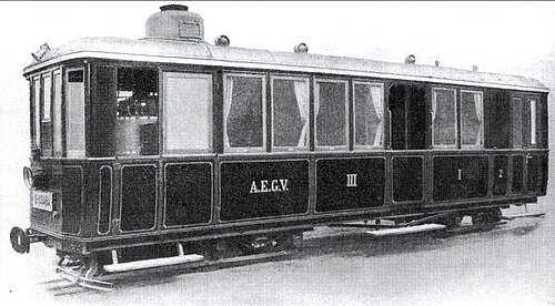Le premier autorail à vapeur construit par Ganz et de Dion-Bouton