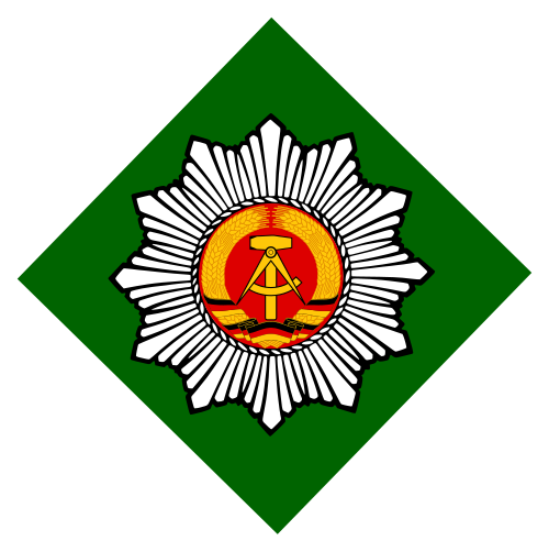L'enseigne nationale de la RDA Volkspolizei-Bereitschaften (de 1962 à 1990)