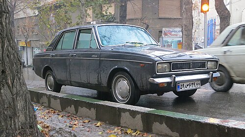 Une Paykan DeLuxe de 1971.
