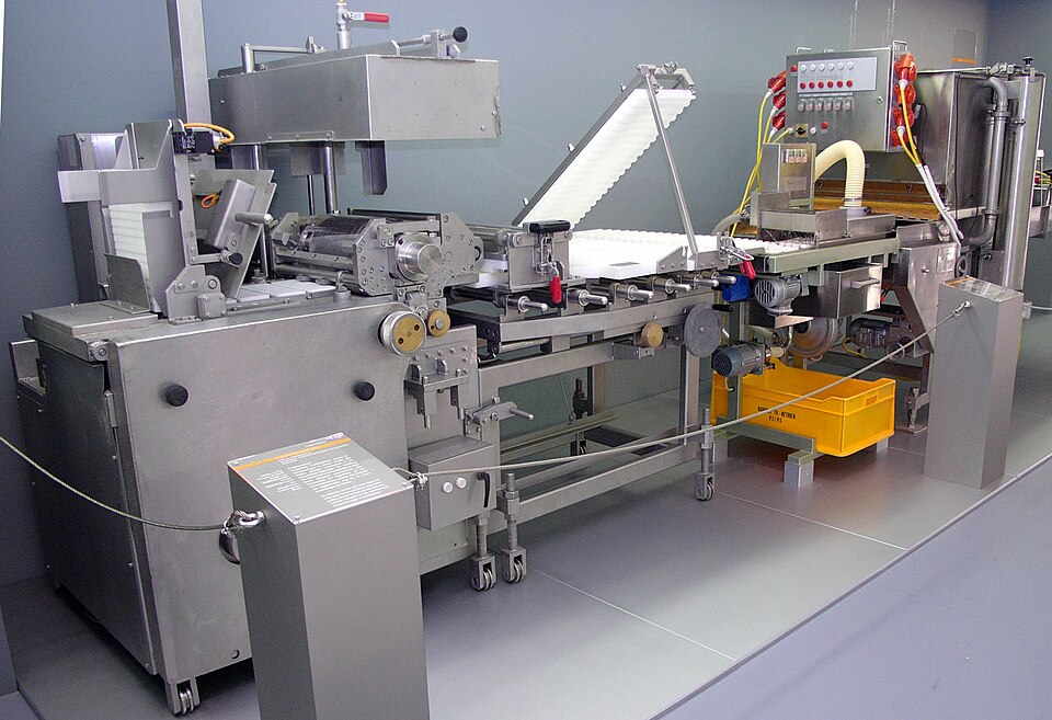 Ligne de production de bâtonnets de poisson panés