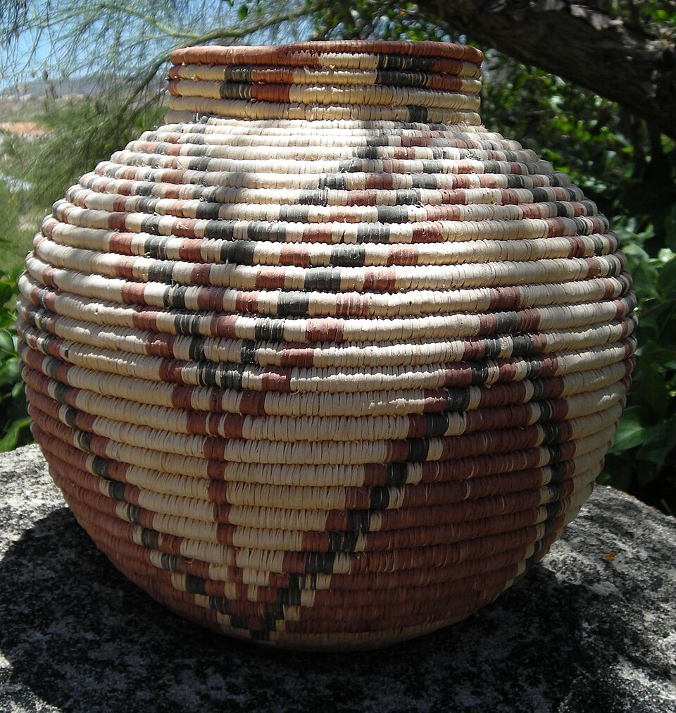 Seri Indian pot-shaped basket from northern Mexico