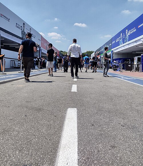 Zone de paddock, 2023.