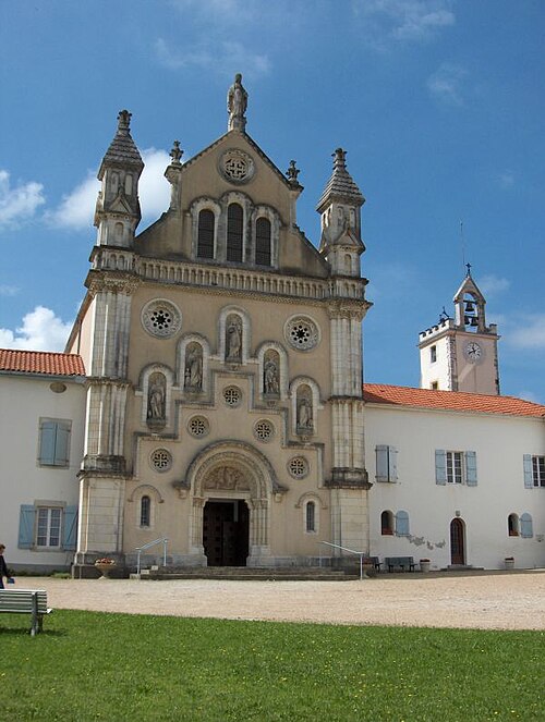 Façade de la Chapelle Notre-Dame du Refuge