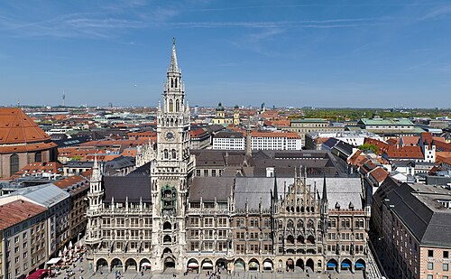 Nouvel hôtel de ville, Munich, Allemagne : 1867–1874