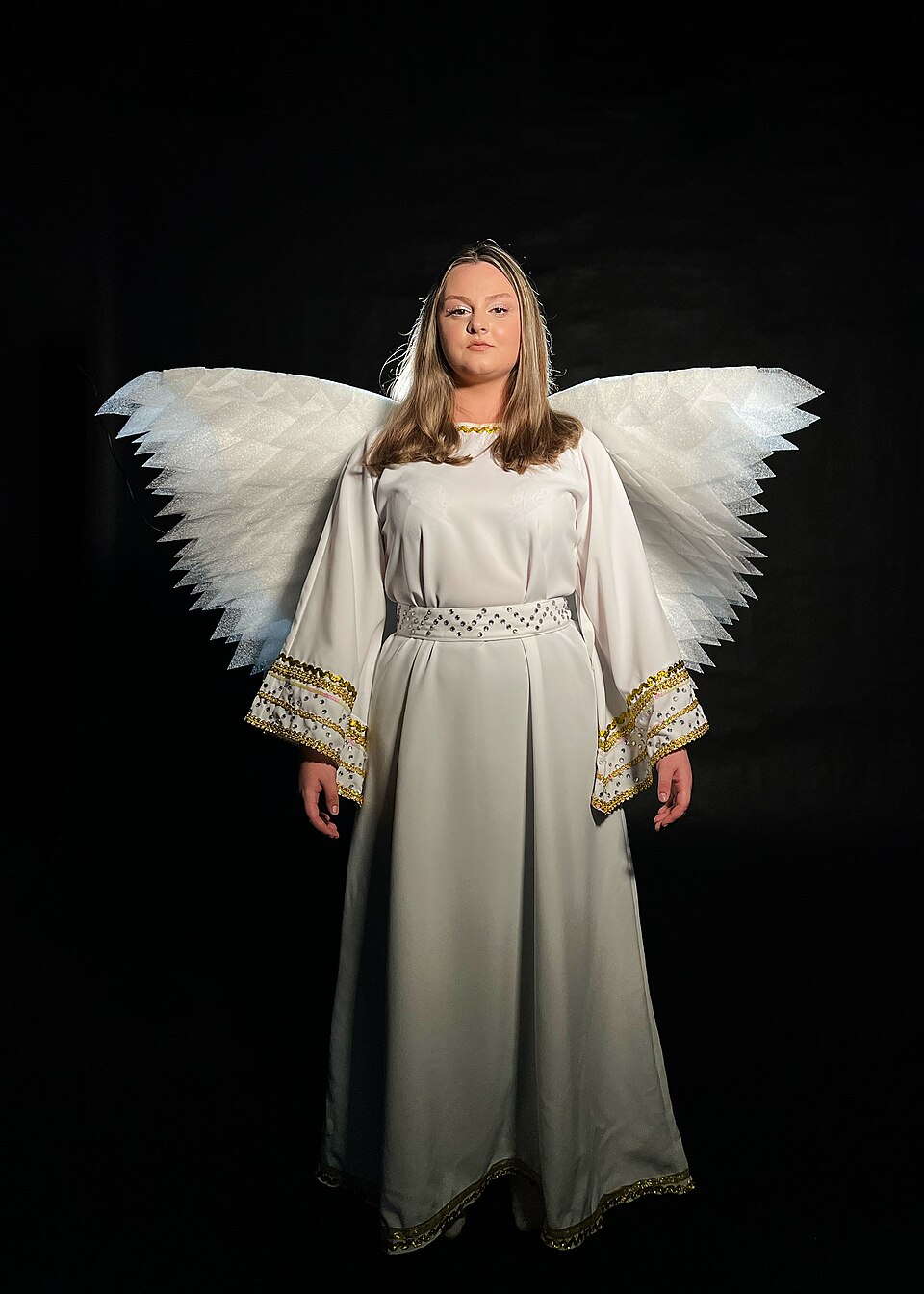 L’Ange — un personnage de la crèche ukrainienne (vertep). Photo issue de la collection « Vision virtuelle de la crèche », 2025.