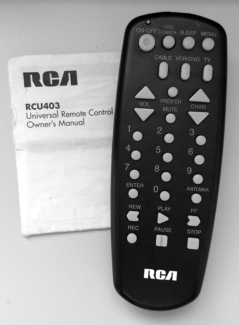 Télécommande universelle RCA RCU403, vers 2002-2003
