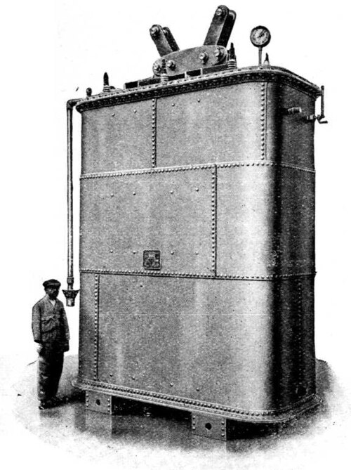 Transformateur Ganz 21.000 kW (1911, poids : 38t)
