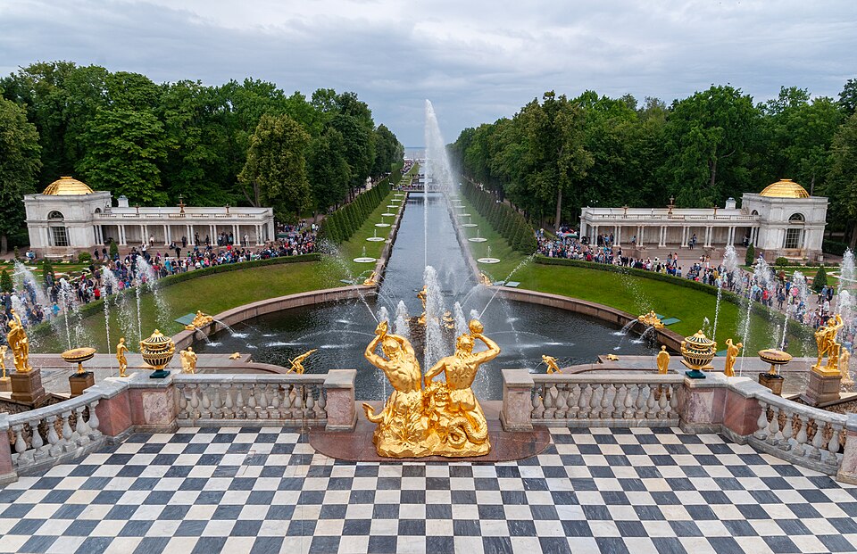 Jardins de Peterhof, Saint-Pétersbourg, Russie, architecte inconnu, 1746–1758