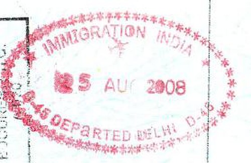 Tampon de sortie sur un passeport indien délivré à l'aéroport international Indira Gandhi