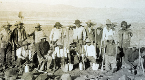 Equipage de manœuvres (1906)