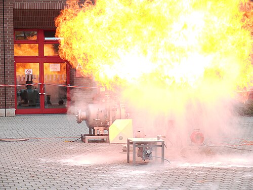 La chaleur radiante intense n'a rien à enflammer ici