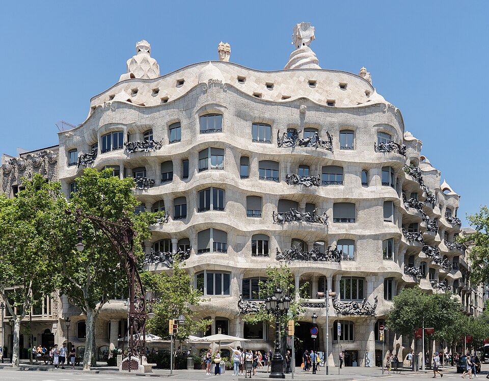 Casa Milà in Barcelona by Gaudí (1906–1912)[117]