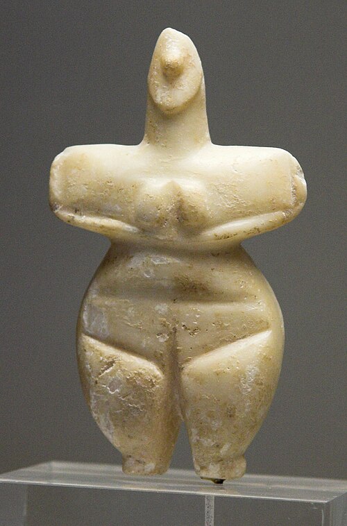 Figurine féminine, marbre, Thessalie, 5 300-3 300 av. J.-C.