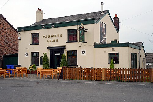 Le pub Farmers Arms.