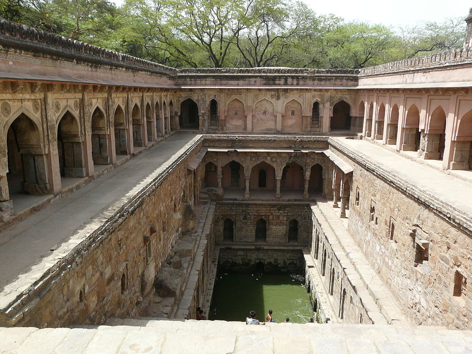 Rajon ki Baoli, le puits à degrés