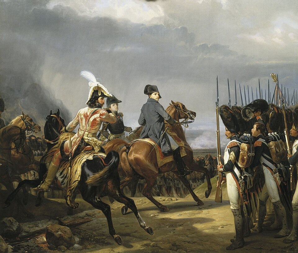Napoléon Ier, empereur des Français, passant en revue la Garde impériale lors de la bataille d'Iéna-Auerstedt en 1806. La bataille d'Iéna par Horace Vernet.