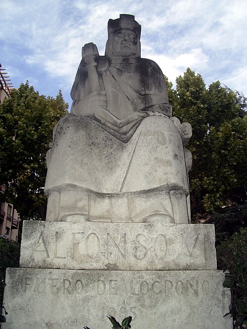 Monumento del Fuero de Logroño, offert par Alphonse VI en 1095, près de la mairie