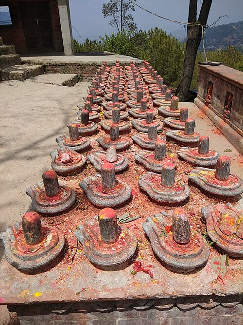 64 lingams (Népal)