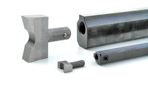 Différents outils de rainurage