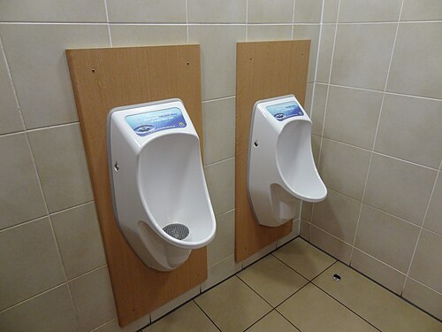 Urinoirs sans eau utilisés dans les restaurants McDonald's britanniques