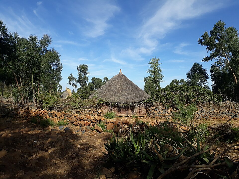 Toits de chaume à Kerene, Ethiopie