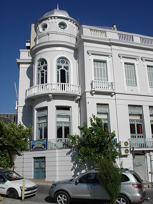 Manoir de l'Alhambra, rue Trion Navarchon
