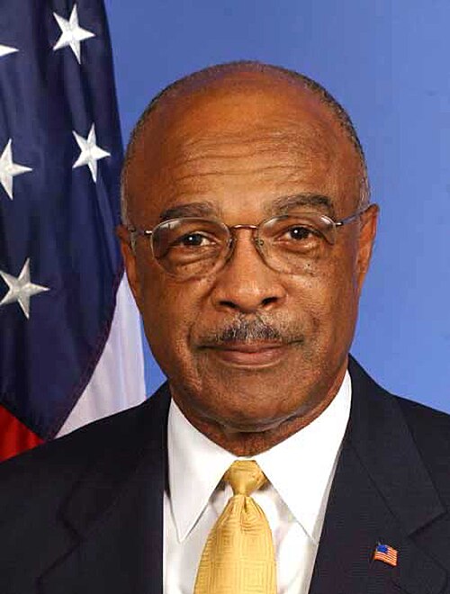 Rod Paige Secrétaire d'État à l'Éducation des États-Unis, 2001-2005