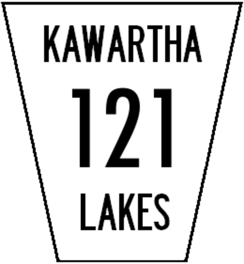 Balisage routier de la route 121 de Kawartha Lakes dans la ville de Kawartha Lakes, en Ontario.