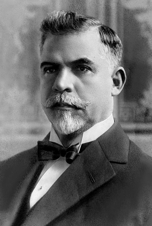 Portrait officiel du président brésilien Washington Luís (vers 1926)